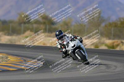 media/Dec-17-2022-SoCal Trackdays (Sat) [[224abd9271]]/Turn 7 Set 1 (1125am)/